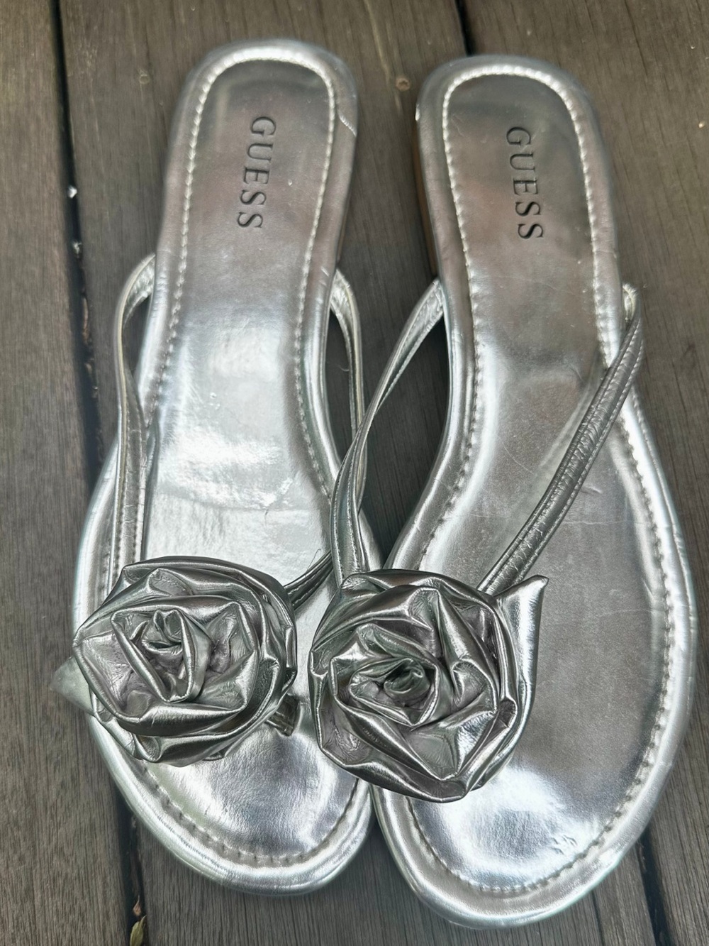 GUESS WG Krishna Silver Rosette Flip Flop Sandals